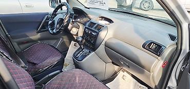 Mitsubishi: Mitsubishi Space Runner: 2000 г., 2.4 л, Автомат, Бензин, Минивэн — 7