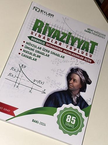 Kitablar və jurnallar: Yan səhifələrə çevirerek size lazım olan kitabı tapa — 2
