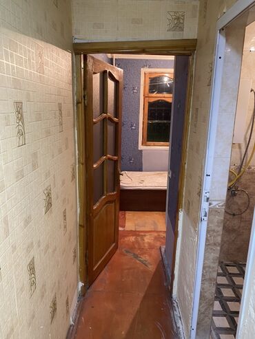 Aziat unitazları: Hamam/tualet dəsti - Döşəmə tualeti (squat wc) – keramika kasa, ayaq — 5