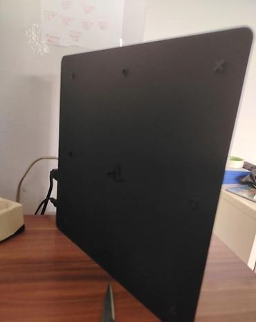 televizori: PS4 Slim1TB, otpuno ispravan i spreman za korišćenje. Konzola radi — 3
