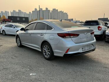 Hyundai: Hyundai Sonata: 2021 г., 2 л, Автомат, Газ, Седан — 5