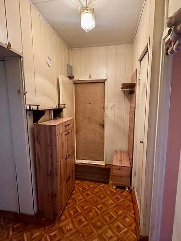 Продажа квартир: 3 комнаты, 82 м², 106 серия, 2 этаж, Старый ремонт — 1