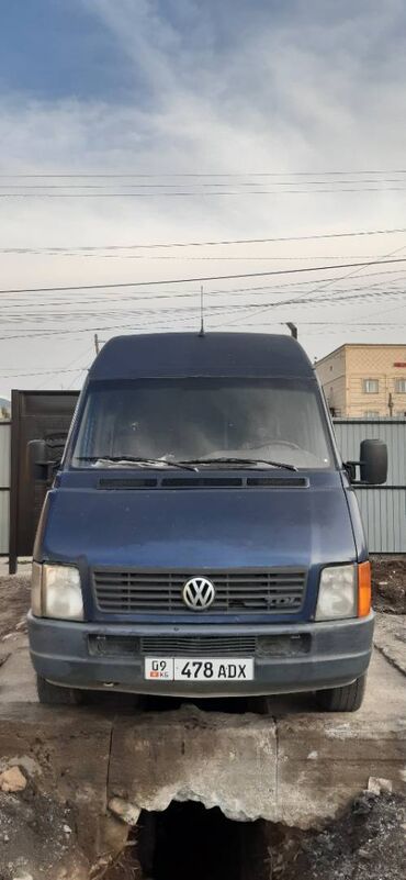 возможен обмен на дом: Volkswagen Crafter: 2006 г., 2.5 л, Механика, Дизель, Бус