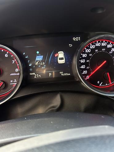 li auto: Toyota Camry: 2019 г., 2.5 л, Автомат, Бензин, Седан — 6