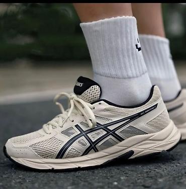 калыб: Кроссовкалар, 41.5, Asics, Жаңы, түсү - Саргыч боз, Акысыз жеткирүү — 4