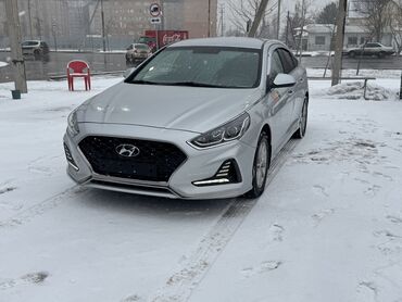 Hyundai: Hyundai Sonata: 2019 г., 2 л, Автомат, Газ, Бус