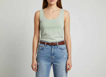 jaka koszulka do zielonych spodni: Beloved, Women`s T-shirt, size M