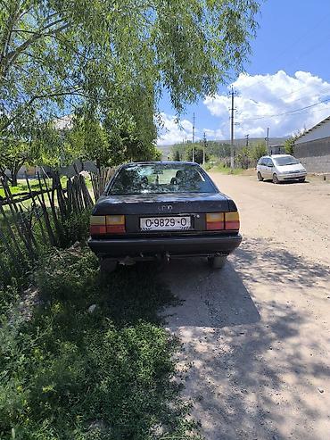 Унаа сатуу: Audi 100: 1989 г., 2.3 л, Кол менен иштөөчү, Бензин, Седан — 5
