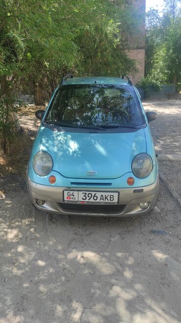модели авто: Автомобиль Daewoo Matiz II бирюзового цвета с компактным кузовом