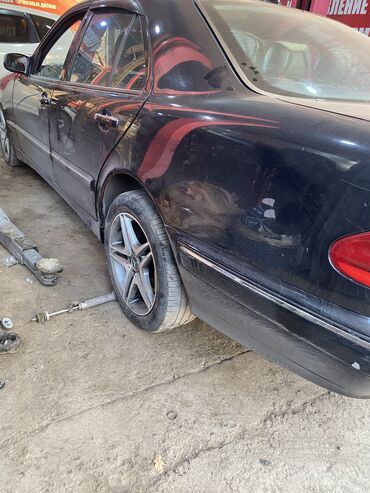 Mercedes-Benz: Mercedes-Benz E-Class: 1999 г., 4.3 л, Автомат, Бензин, Седан — 18