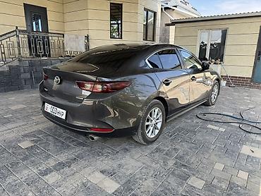 mazda 3: Mazda 3: 2021 г., Бензин, Седан — 4