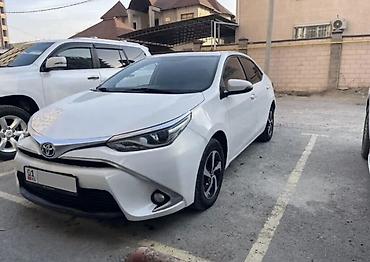 corolla runx: Toyota Levin: 2018 г., 1.8 л, Вариатор, Гибрид, Седан — 3
