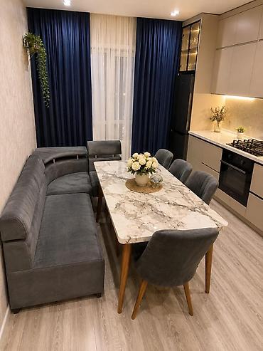 kunc divan satilir: Mətbəx üçün künc dəsti - Dördbucaqlı, mərmər teksturalı parlaq üstlü — 1