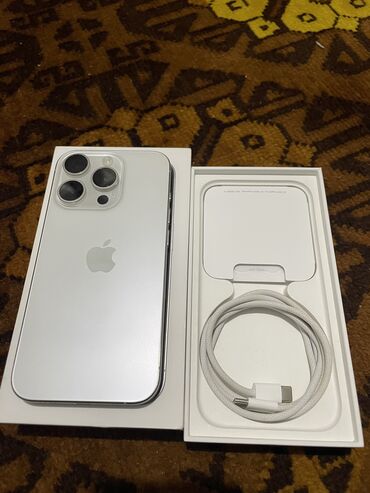 купить айфон 11 про макс 256 бу: IPhone 15 Pro, Колдонулган, 256 ГБ, White Titanium, Коргоочу айнек, Кабель, Куту, 87 %