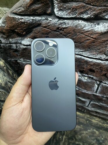 Apple iPhone: IPhone 15 Pro, 256 GB, Black Titanium, Barmaq izi, Face ID, Sənədlərlə