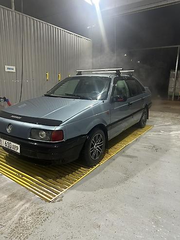 solaris accent: Volkswagen Passat: 1991 г., 1.8 л, Механика, Бензин, Седан — 2