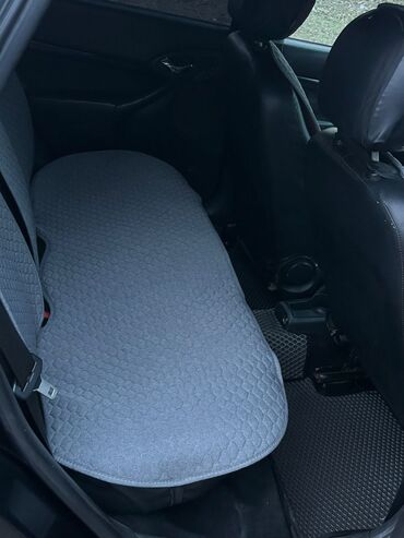 Ford: Ford Focus: 2003 г., 1.8 л, Механика, Бензиновая, Универсал — 17