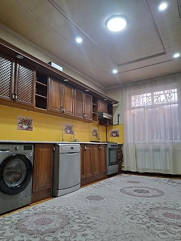 Продажа коттеджей и домов: 6 комнат и более, 240 м², 6 соток, Ош, Собственник — 16