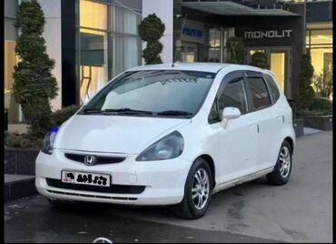 естима 3: Honda Fit: 2002 г., 1.3 л, Автомат, Бензин, Универсал