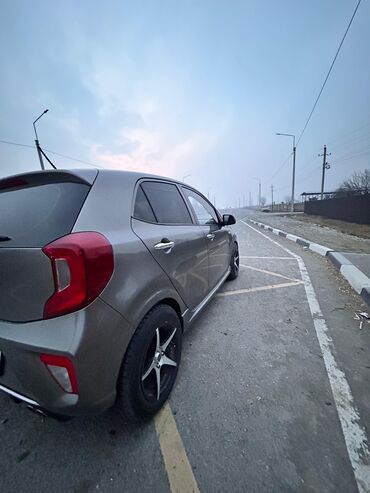 Kia: Kia Picanto: 2017 г., Хэтчбэк — 10