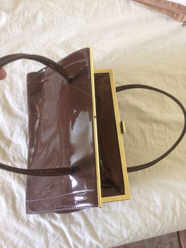 дамские сумочки: Сумочка клевая коричневого цвета🧰Состояние новое