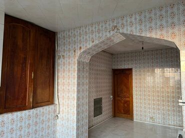 Köhnə tikili: Bakı, 4 otaqlı, Köhnə tikili, m. Xalqlar Dostluğu, 105 kv. m — 10