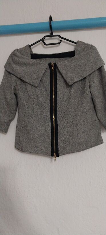 куртки бишкек женские: Пиджак, Классическая модель, Италия, XL (EU 42), 2XL (EU 44)