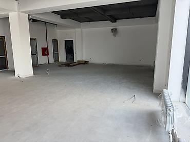 абдрахманова 130: СДАЁТСЯ В АРЕНДУ ПОМЕЩЕНИЕ 📍 Адрес: ул. Ахунбаева, 175/2 📌 Район — 4