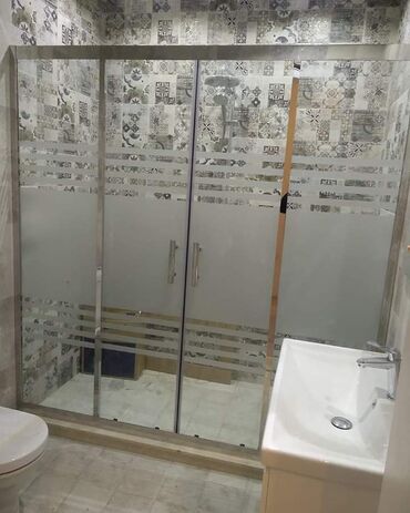 Duş kabinaları, arakəsmələr: Yeni Arakəsmə, Pulsuz çatdırılma — 19