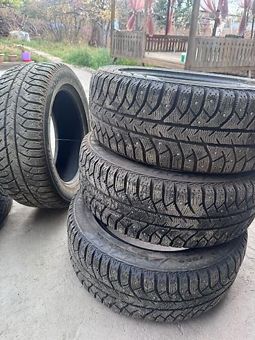 18 45 245: ❄️ Продаю зимние шины R16 — комплект из 4 штук! 🚗 📌 Характеристики: • — 1