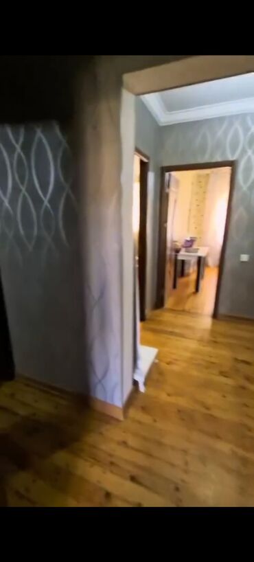 Köhnə tikili: Bakı, Yasamal, 3 otaqlı, Köhnə tikili, m. Elmlər Akademiyası, 70 kv. m — 3