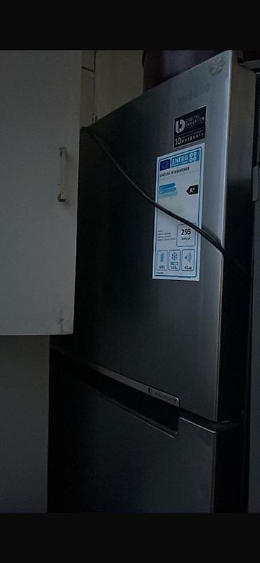 Soyuducular: İşlənmiş 2 qapılı Samsung Soyuducu Satılır, rəng - Gümüşü, Təkərli — 1