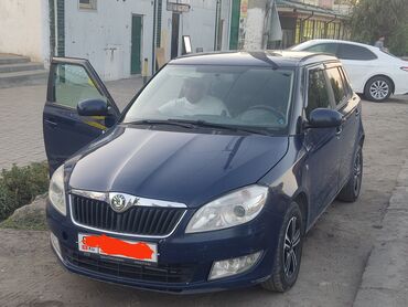 на гольф 3 венто: Представляем хэтчбек Skoda Fabia 2012 рестайлинг синего цвета. Этот