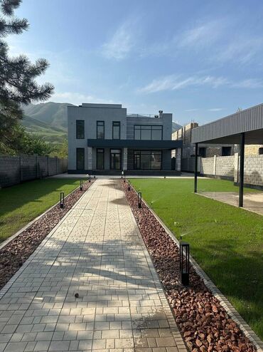 Продажа квартир: Дом, 344 м², 6 комнат, Риэлтор, ПСО (под самоотделку)