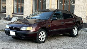 маш: Toyota Carina: 1992 г., 1.6 л, Механика, Бензин, Седан