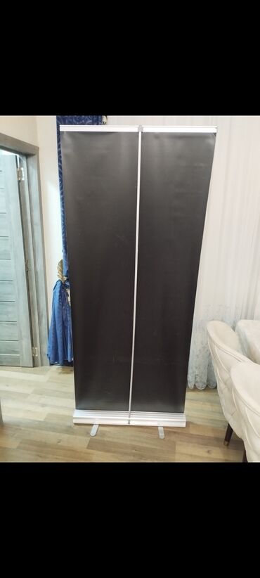 отдам бесплатно мебель: Roll-up satilir. Bir defe istifade olunub, yeni kimidir. 3 ededdir