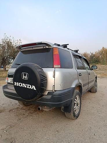 400 куб: Honda CR-V: 1996 г., 2 л, Автомат, Бензин, Внедорожник — 5