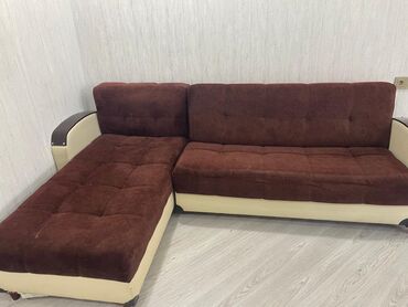 kunc divan metbex: Künc divan, Parça