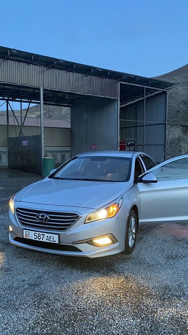 Hyundai: Hyundai Sonata: 2016 г., 2 л, Автомат, Газ, Седан