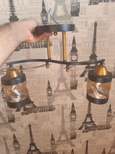 Sandıqlar: Çılçıraq, 2 lampa, Metal