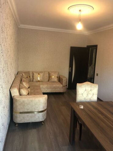 Uzunmüddətli kirayə mənzillər: Xətai Rayonu Cavanşir küçəsi 245 Saylı Məkətəbə Yaxın 2 otaq — 3