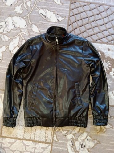 kurtka dəri: Куртка XL (EU 42), цвет - Черный