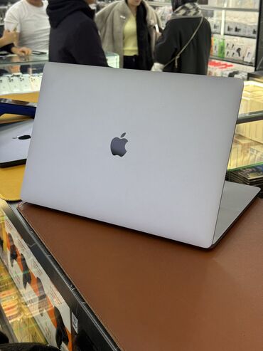 Ноутбуки: Ноутбук, Apple, 32 ГБ ОЗУ, Intel Core i9, 16 ", Б/у, Для работы, учебы, память SSD — 2