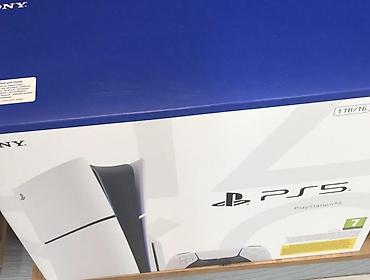 plesteysn 5: Sony PlayStation 5 (PS5) – 1 TB - Rəsmi PS5 konsolu, 1 TB yaddaş — 1