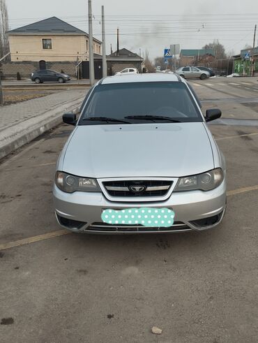 нехсия 1: Daewoo Nexia: 2011 г., 1.5 л, Механика, Бензин, Седан