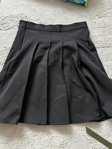 Другая женская одежда: Женская одежда — набор из 4 единиц 1) Светло‑серый вязаный джемпер - — 7