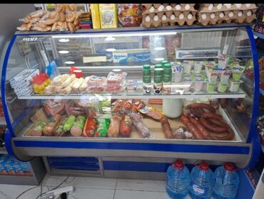 Avtoservis avadanlıqları: ✅vitrin xolodelnik satilir 450 azn. 3 ay once alınıb. İdealdır