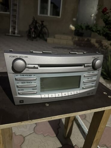 дисплей на машину: Автомагнитола Toyota/JBL Panasonic CQ-ES8760X - Производитель