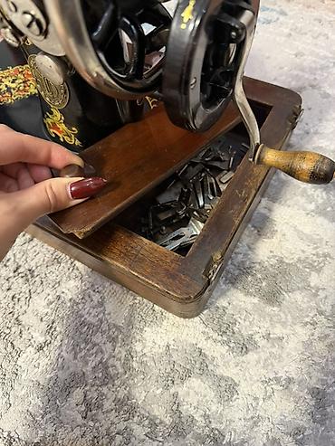 Тиричилик техникасы: Тигүүчү машина Singer, Механикалык, Кол менен — 5