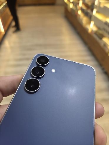 умный очки: Samsung Galaxy S25 FE, Б/у, 256 ГБ, цвет - Синий, В рассрочку — 2